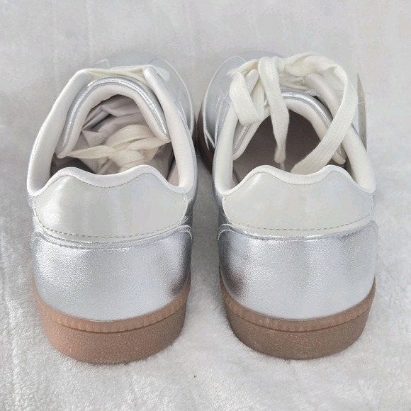 No Boundaries Women's Sneakers Silver Low Top Lace Up‎ Athletic Sporty Size 11 - Picture 5 of 8